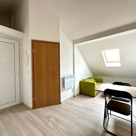 Twins Apartments Zagreb Bagian luar foto